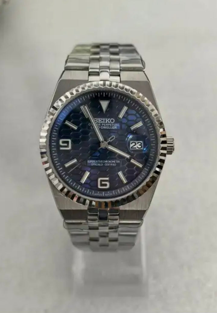 SEIKOMOD 'NAVY COMMANDER' LAND DWELLER