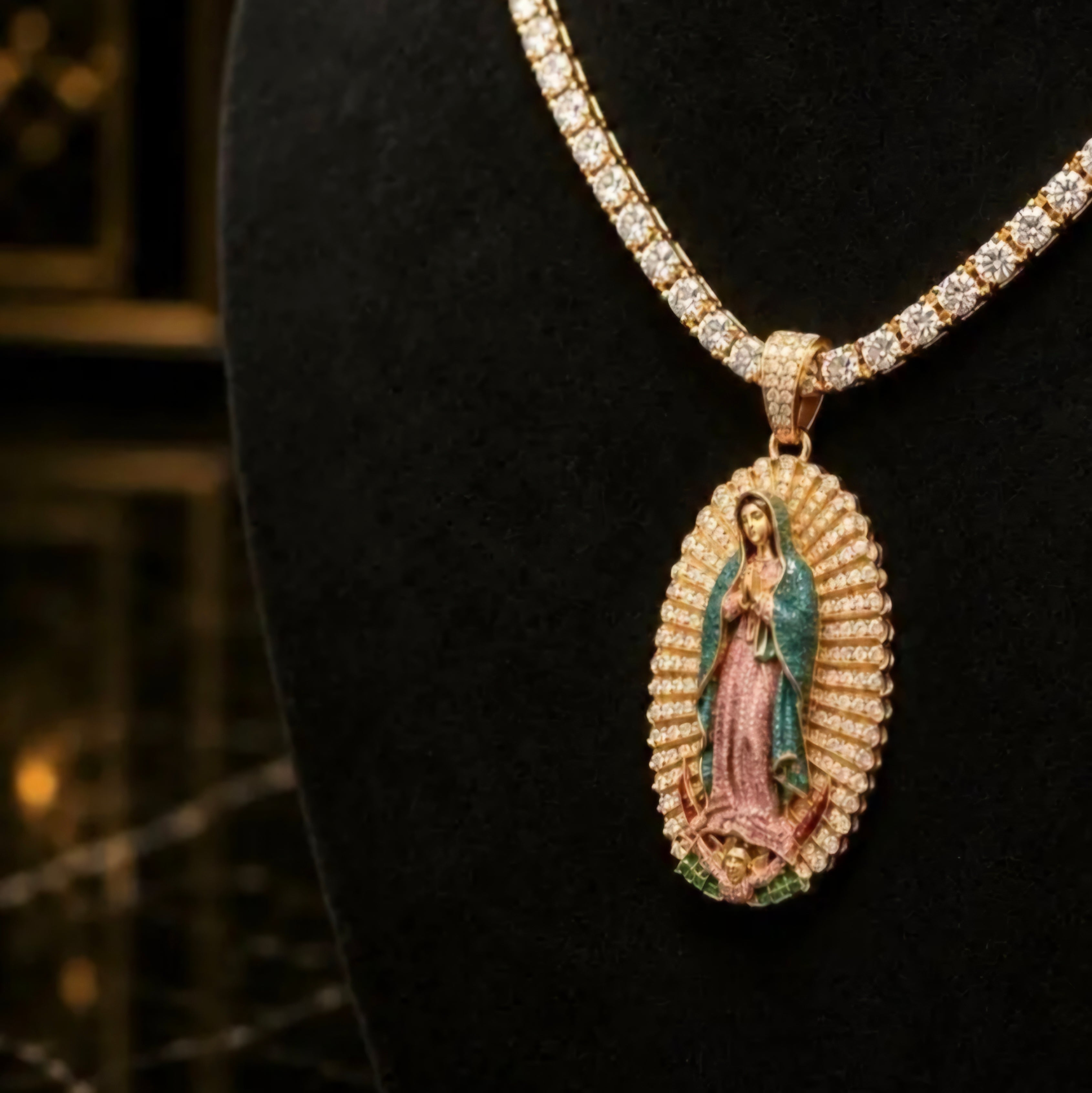Ave Maria pendant